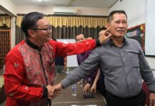 吉华S校播新年歌引不满家长拳打董事长