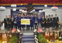 吉华华中二校毕业典礼 163毕业生感恩师长 4890元捐母校