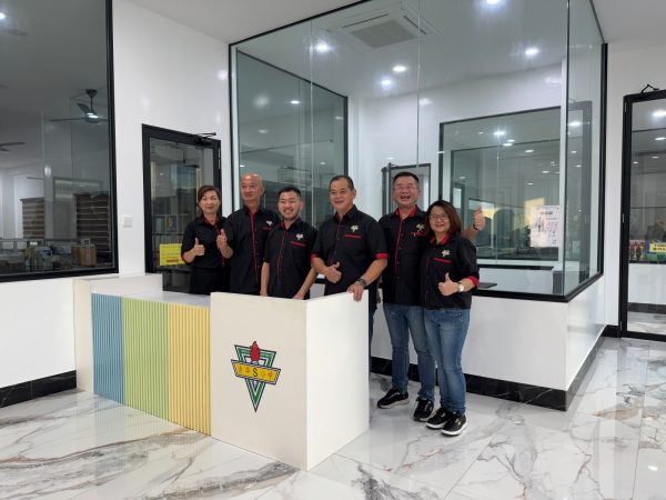 吉华S校“精明化校设” 施工中 董事部冀校友慷慨解囊