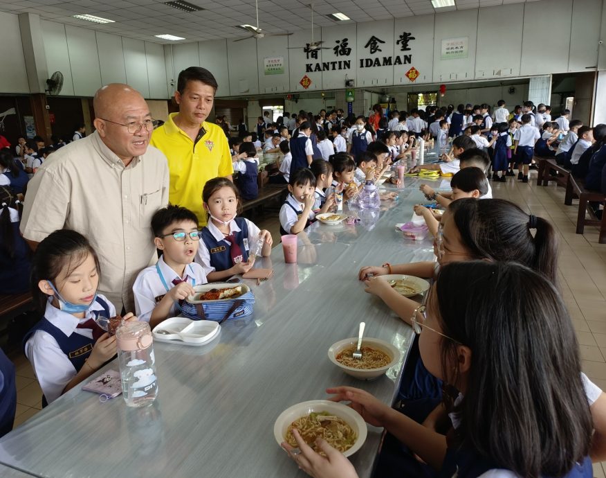 吉华H校迎来80新生 6年后有望在新校舍毕业